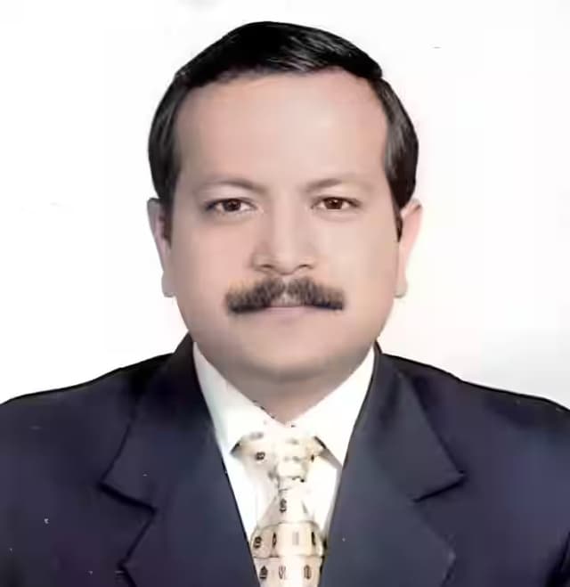 Dr. Prakash Khaitan Dr. Prakash Khaitan - Neurosurgeon